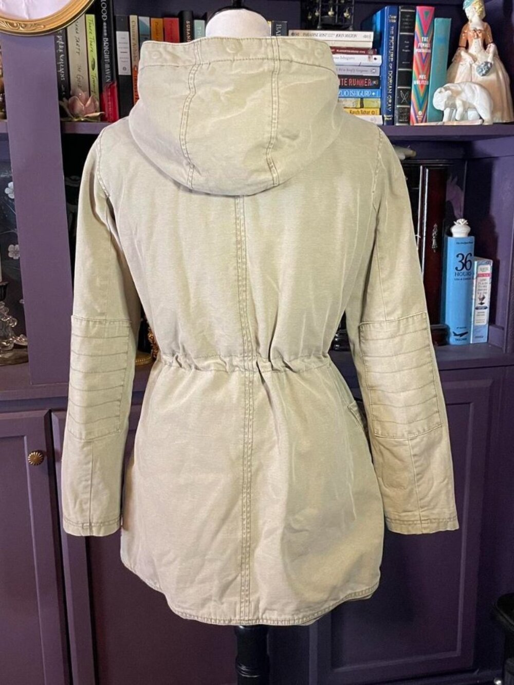 Levi's lightweight canvas jacket with lined hood - Picture 3 of 8